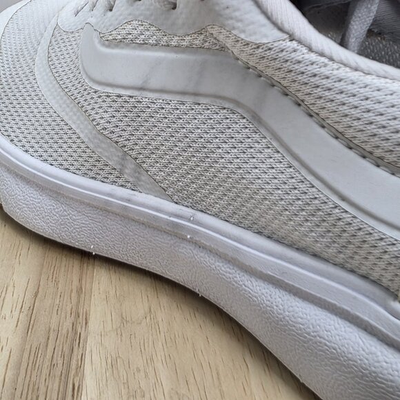 Vans Ultrarange White Snow 500383 White Casual Shoes Sneakers Size womens 7.5 - Picture 8 of 10